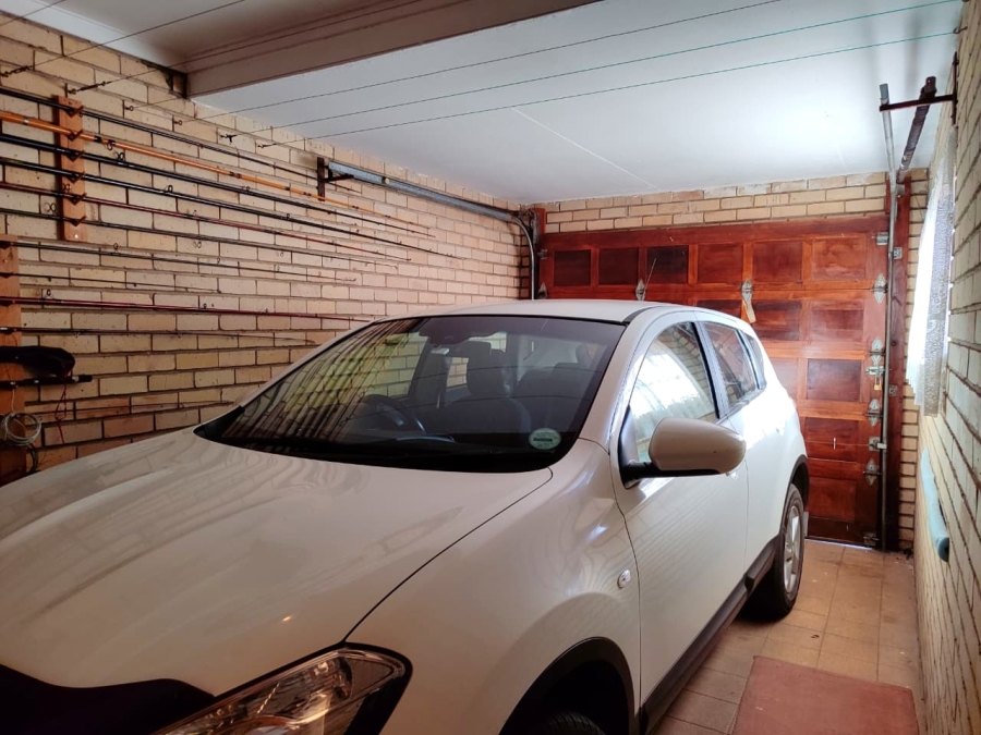 3 Bedroom Property for Sale in Wilkoppies North West
